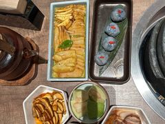 -蘑界·野生菌火锅(深业上城店)