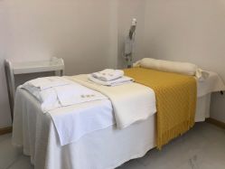 包房-素颜简护肤