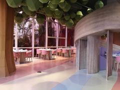 -水桶王国主题餐厅·聚会·生日派对·亲子活动·家庭套餐(亚龙湾希尔顿店)