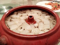 原汁男搂妹汽锅鸡-蝴蝶泉宾馆-中餐厅