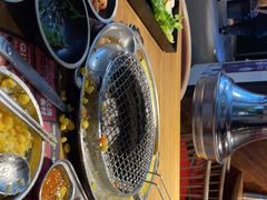 -青瓦炭韩潮烤肉(花园道店)