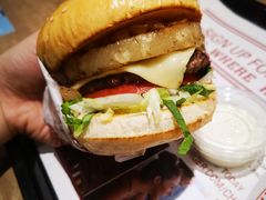 -The Habit Burger Grill 哈比特汉堡(爱琴海店)