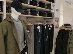 -优衣库(北京万柳华联购物中心店)