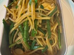 -人民公社铁锅炖·东北菜(卫国道店)