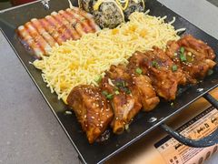-豚妈妈汤饭·部队锅(南京东路店)