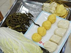 -屯老二农家铁锅炖·行业领军者(梅江店)