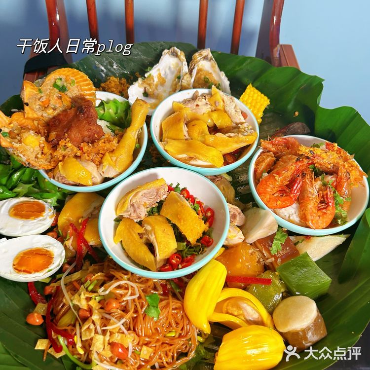 我想说，这家海鲜尊嘟太值得来了，巨鲜巨美味，椒盐皮皮虾