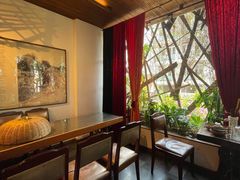-Cục Gạch Quán