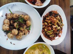 -菠萝利亚私厨
