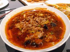 香辣水煮牛肉-小炳胜(卓悦中心店)