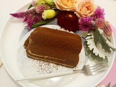 -MEET缘燕窝甜品&Tang's cake(华润万象城店)
