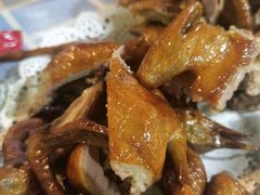 红烧乳鸽-石岐乳鸽村(南海第三分店)