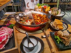 -湊湊火锅·茶憩(杭州湖滨银泰in77店)