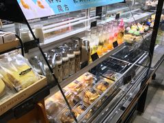 面包甜点陈列柜-依茉朵(锦秋新天地店)