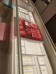 -周大福CHOW TAI FOOK(长寿路189弄购物中心店)