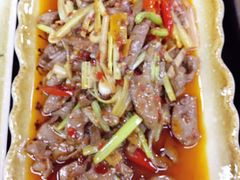 -茂县小辣椒川菜馆-羌家铜锅土火锅