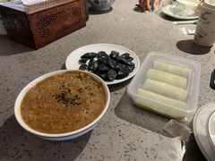 -荣家小吃(紫阳街店)
