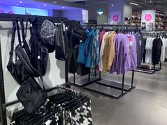 -唯品会(北京国瑞城店)
