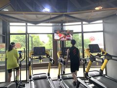 -可逸运动24小时健身