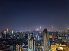 -广州中心皇冠假日酒店