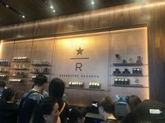-星巴克(西藏路店)
