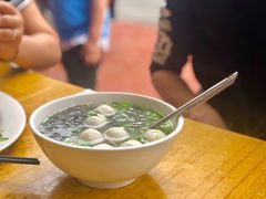 鱼丸鱼饺汤-老彬专工蚝烙糕粿