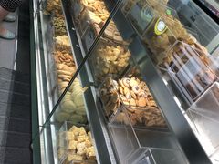 -上海哈尔滨食品厂(汇联商厦店)