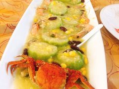 海鲜烩黑毛节瓜船-水乡人家私房菜(逢简店)