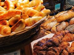 -Dough&Joe团憩(瑞虹天地月亮湾店)