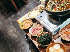 -黔有有贵州酸汤夺夺粉火锅(五味十字店)