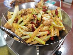 -椒香川流不息川菜馆(二七北路店)