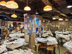 大堂-鲜入围煮花胶鸡海鲜火锅