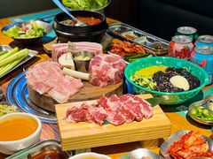 -唯成•韩国炭火烤肉 유성고기