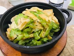 苦瓜腐竹-七色云蔬食(喜邻里店)