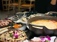 -椰子湾·海南火锅·糟粕醋·椰子鸡(正大广场店)