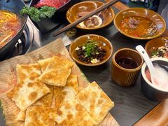 -贵厨酸汤牛肉(花果园国际中心店)