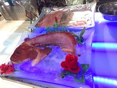 -荣誉国际酒店-云顶旋转餐厅