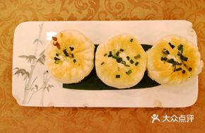 Pan-fried Razor Clam Dumplings
