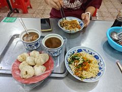 -高师傅特色米粉汤包(建设路店)