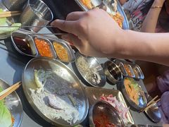 -围炉肉舍•炭烤活鳗•丹东海鲜烤肉(步行街店)