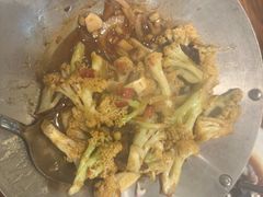 -黄泥岗·地道湖北菜(奥特莱斯店)