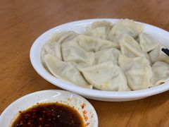 -东北四季饺子王(华山路店)