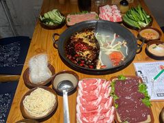 -壹兆圆重庆火锅手工炒底料(长白格林玫瑰湾店)