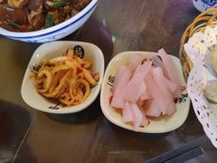 -富正毅三下锅·湘西韵味(天门山索道店)
