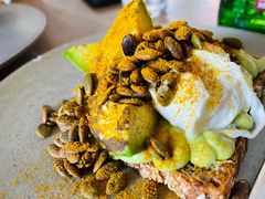 牛油果吐司-BOR Eatery(安福路店)