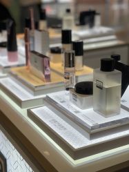 点击看大图 -奥伦纳素Erno Laszlo