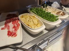 -海底捞火锅(新松江路店)