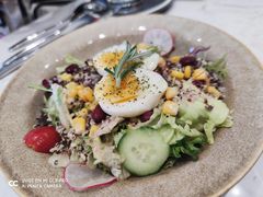 缤纷田园沙拉-西语·炭烧牛排(卓越中寰店)