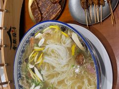 -香麒园·过桥米线·南湖雅宴