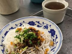 -高师傅特色米粉汤包(建设路店)